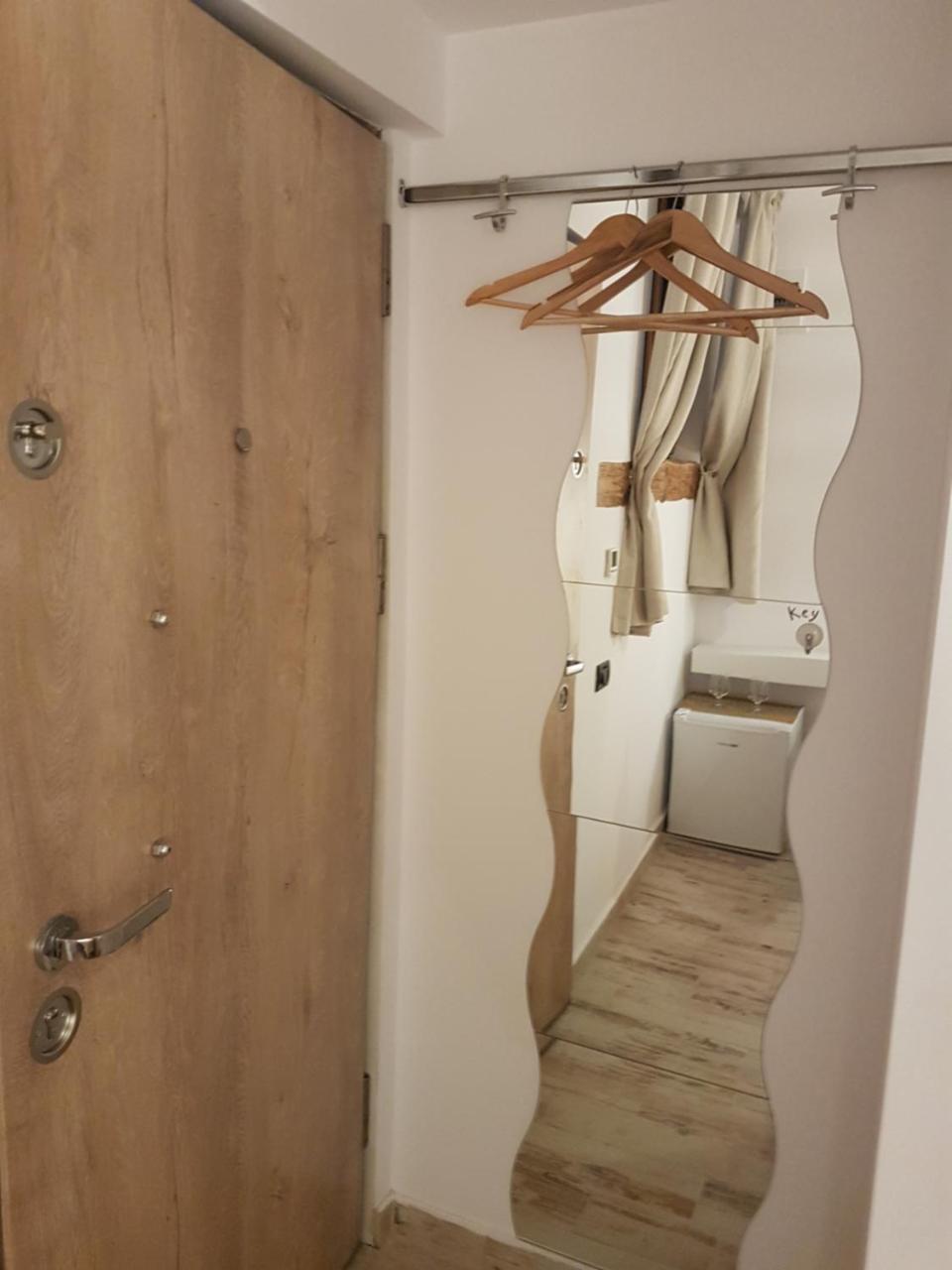 Apartamento Luky13 Braşov Exterior foto